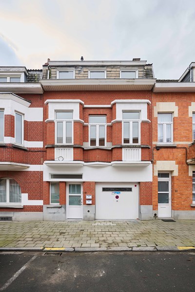 Façade de la maison de colocation Hellebaut 18 à Anderlecht